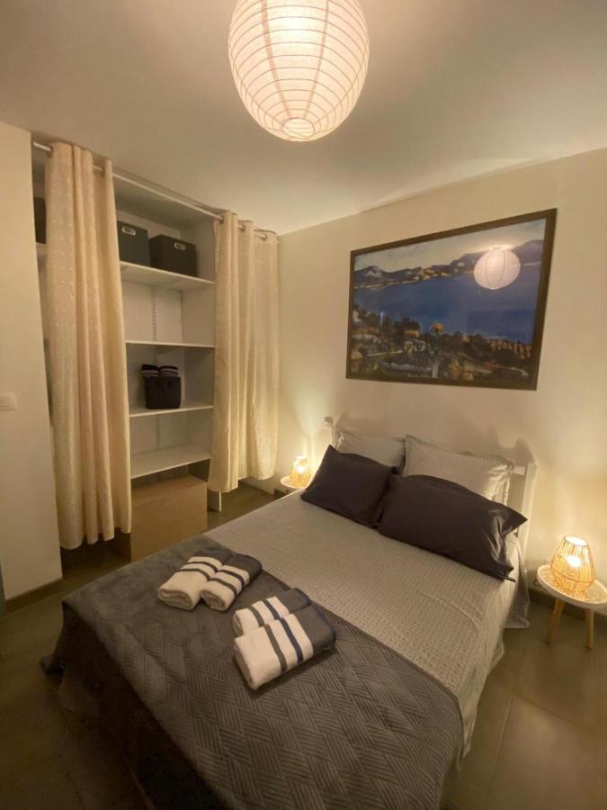 La Rosela De La Cite Bed & Breakfast Palaja Ngoại thất bức ảnh