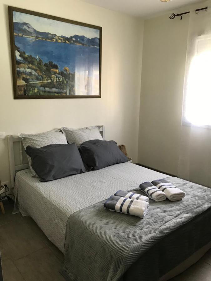 La Rosela De La Cite Bed & Breakfast Palaja Ngoại thất bức ảnh