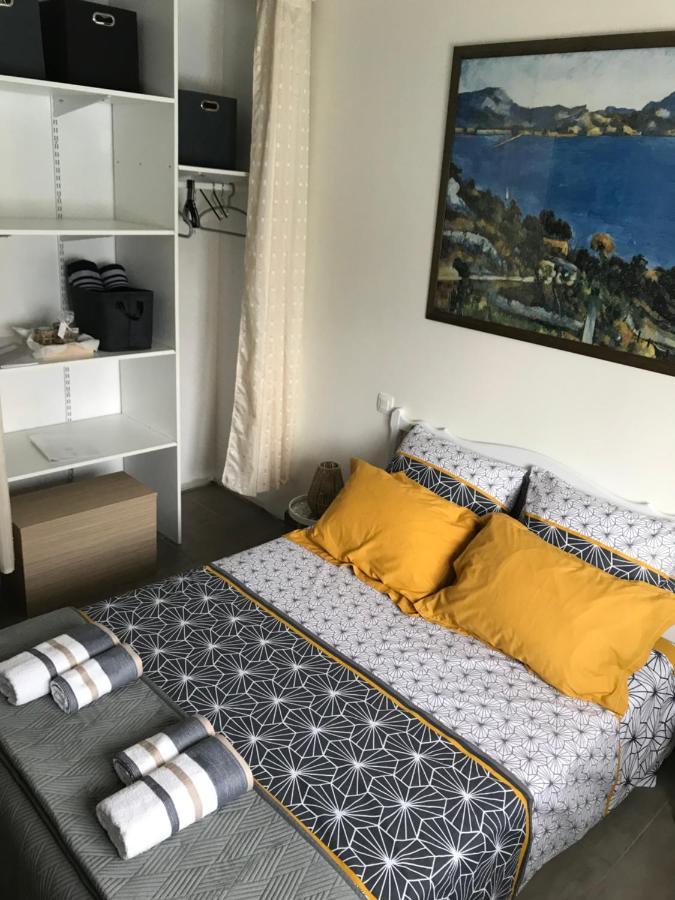 La Rosela De La Cite Bed & Breakfast Palaja Ngoại thất bức ảnh